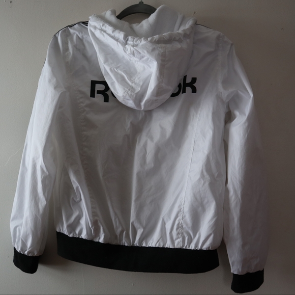 Reebok Jacket / Windbreaker Running Jacket - Picture 6 of 10